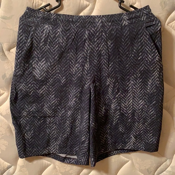 Men’s lululemon pace breaker shorts - Picture 1 of 4